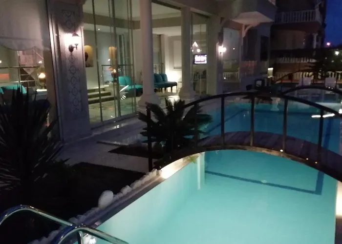 Hotell Dolunaydin 3*